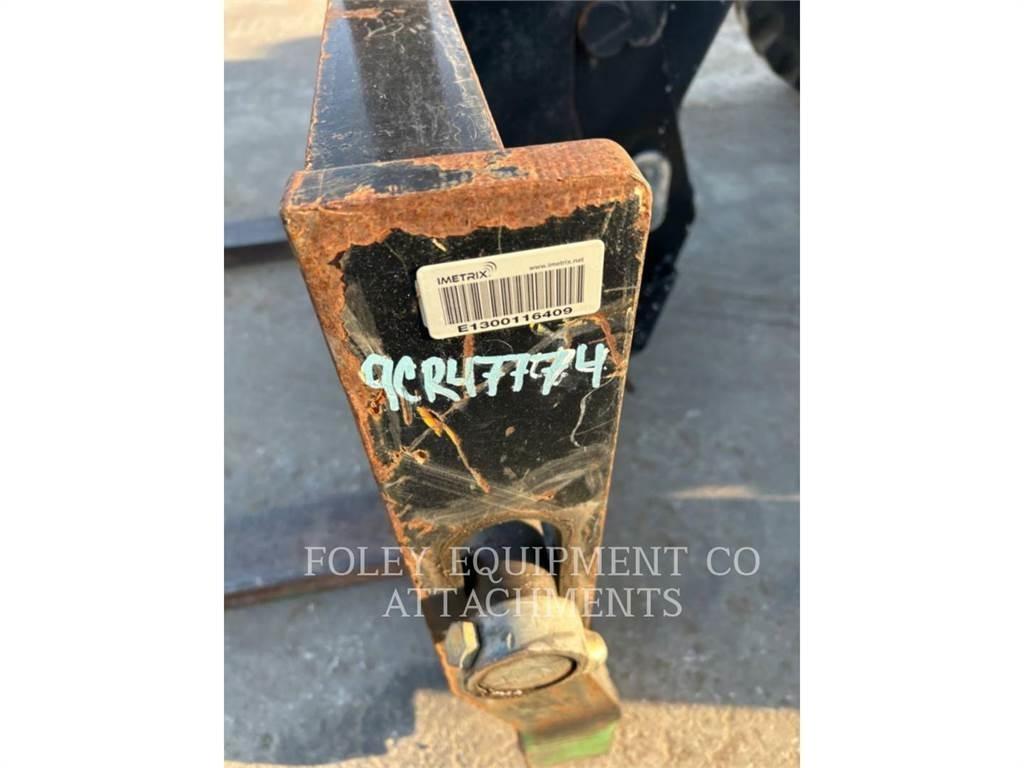 CAT FKTHT60W 伸缩臂叉装车|叉装车