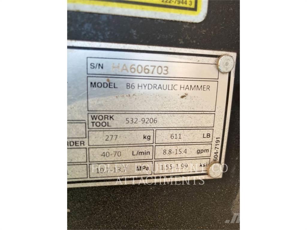 CAT HHB6SF 滑移装载机