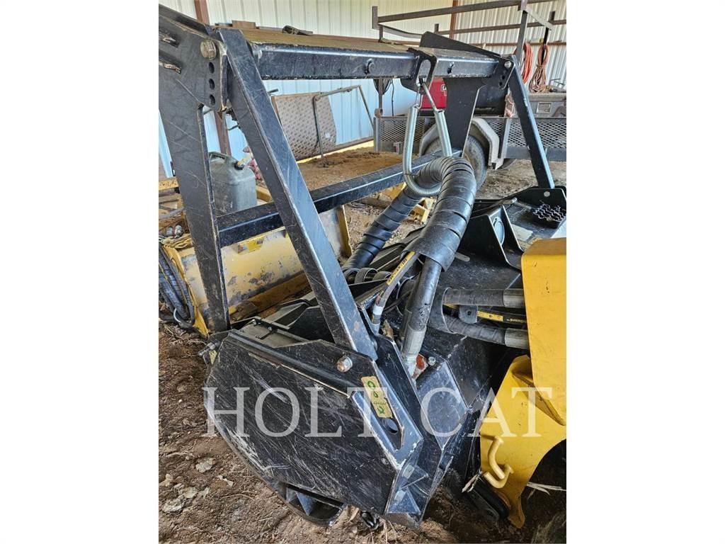 CAT HM416 松土机