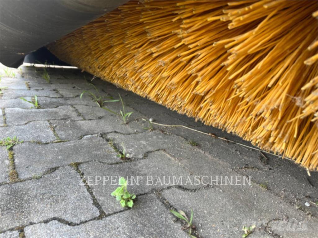 CAT KEHRMASCHINE BU118 刷子配件