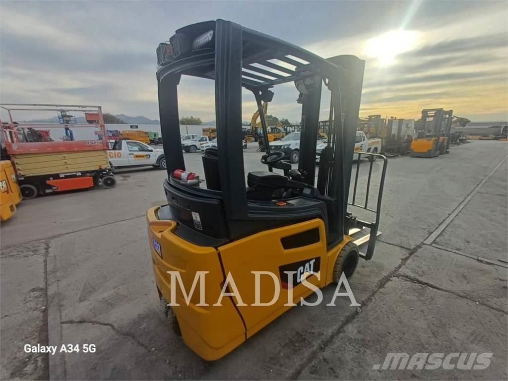 CAT LIFT TRUCKS 2ET4000 其他叉车