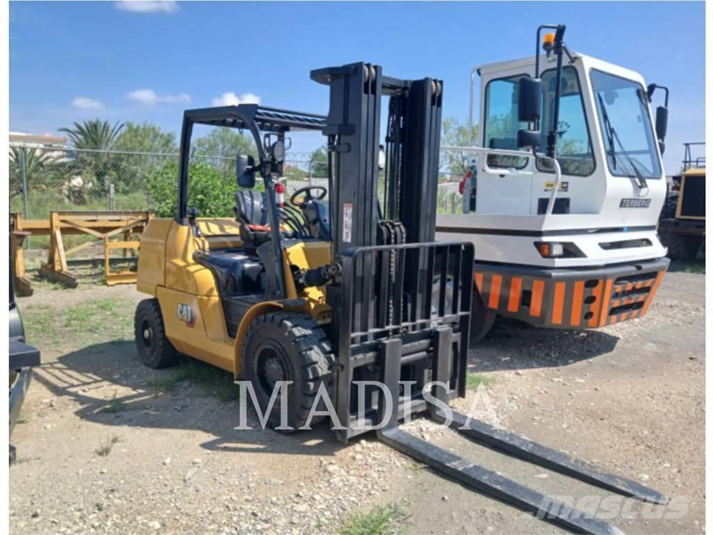 CAT LIFT TRUCKS DP50CNM 柴油叉车