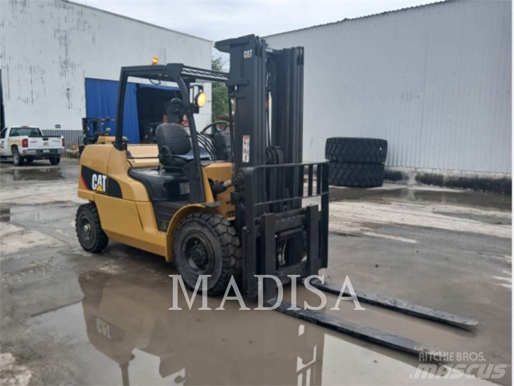 CAT LIFT TRUCKS DP50NM1 柴油叉车