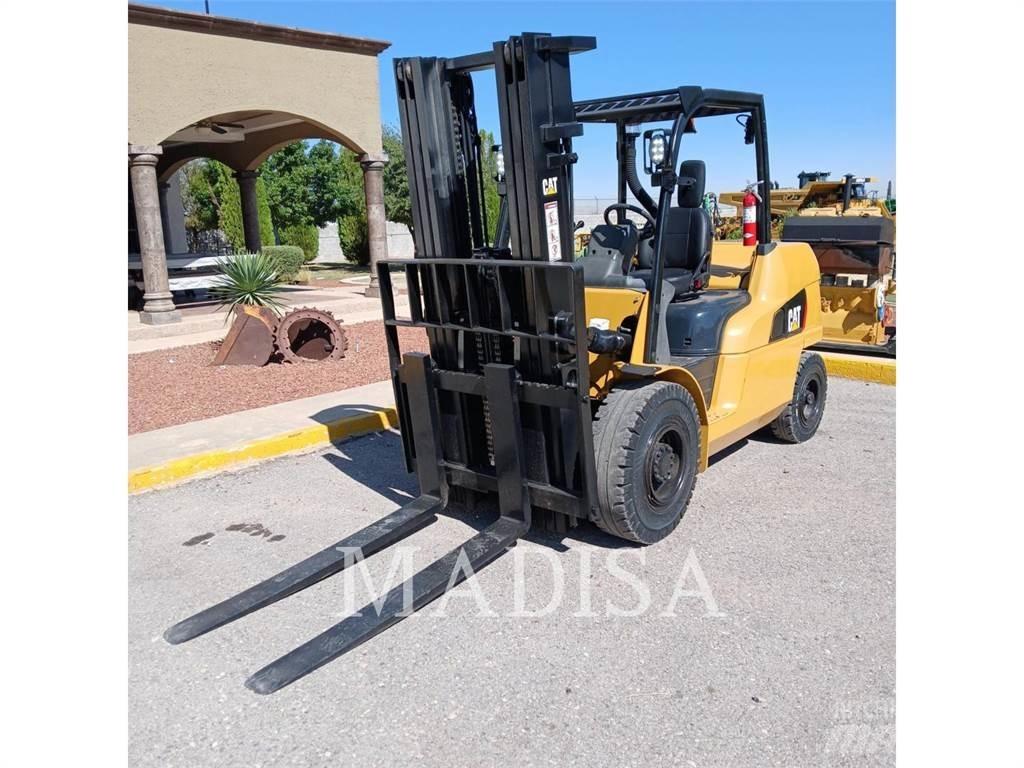 CAT LIFT TRUCKS DP50NM1 柴油叉车