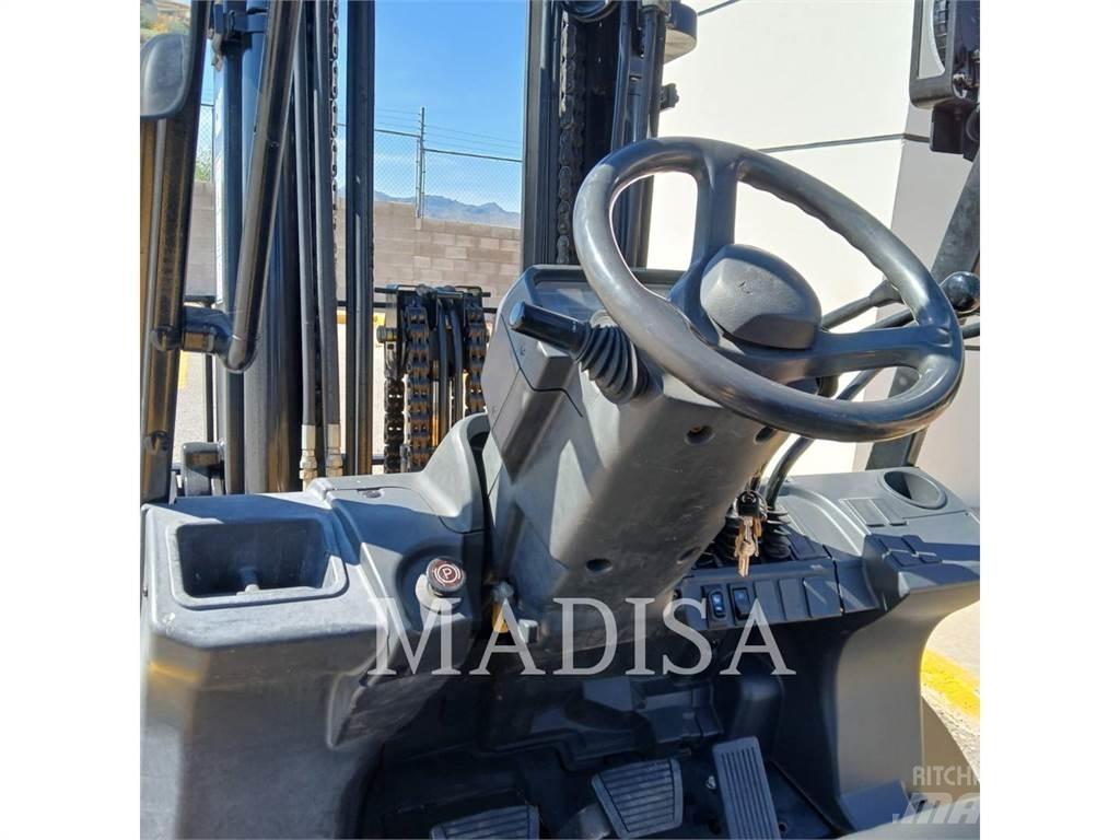 CAT LIFT TRUCKS DP50NM1 柴油叉车