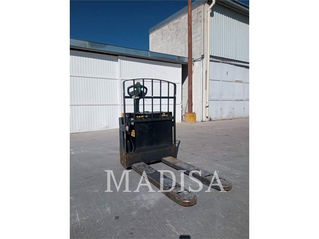 CAT LIFT TRUCKS EJE120E 其他叉车
