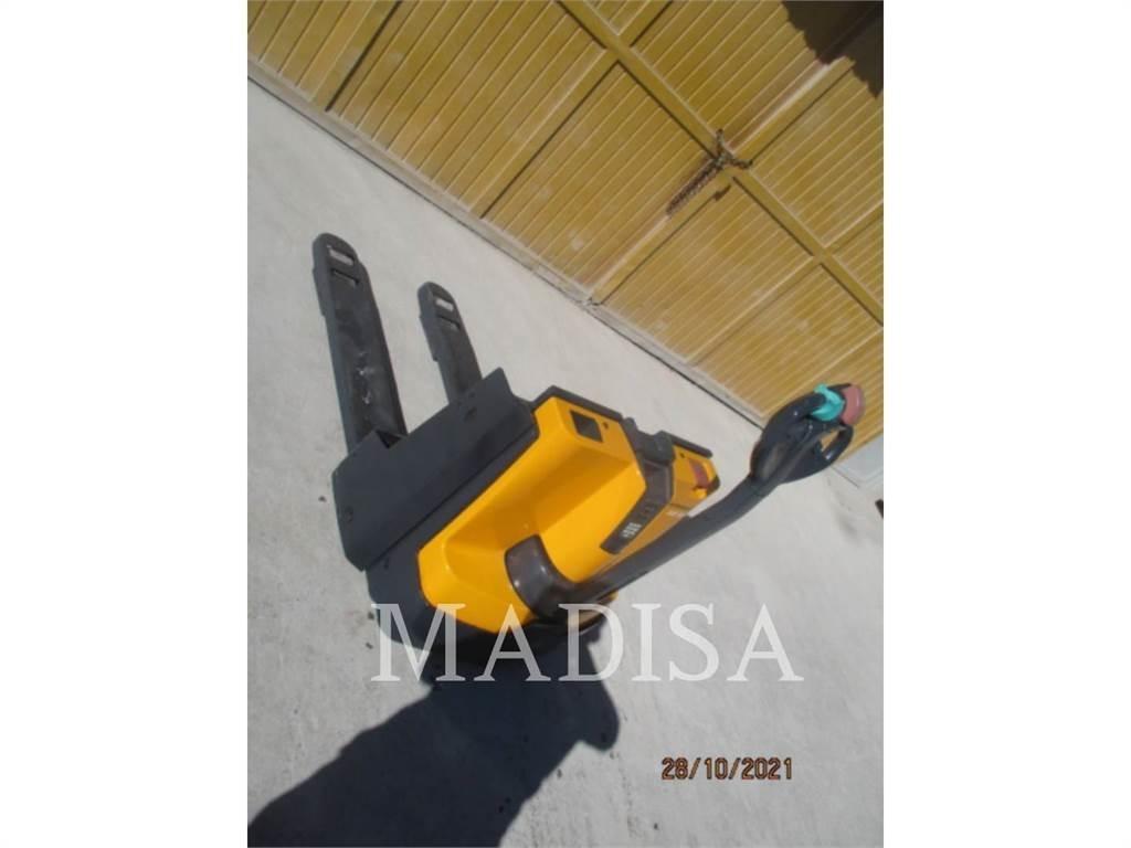 CAT LIFT TRUCKS EJE120E 其他叉车
