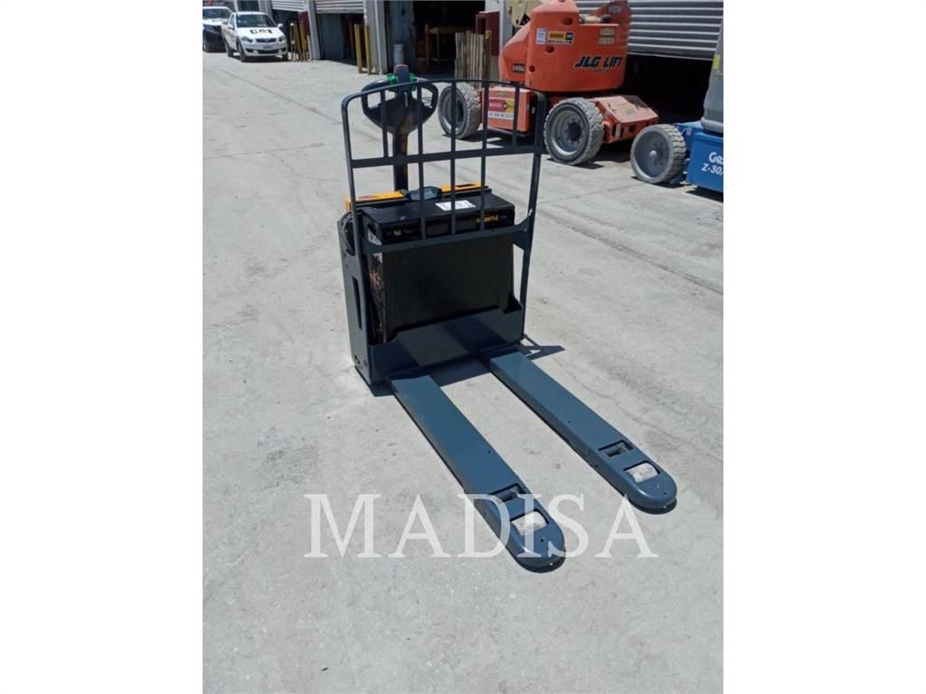 CAT LIFT TRUCKS EJE120E 其他叉车
