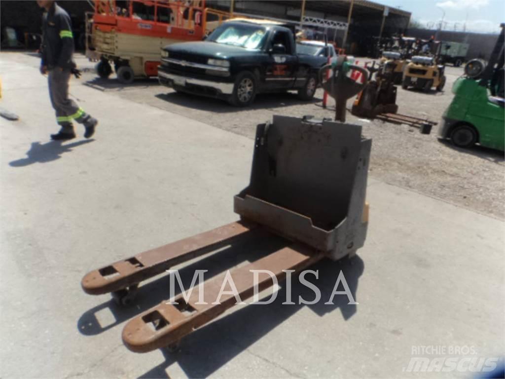 CAT LIFT TRUCKS EJE120E 其他叉车
