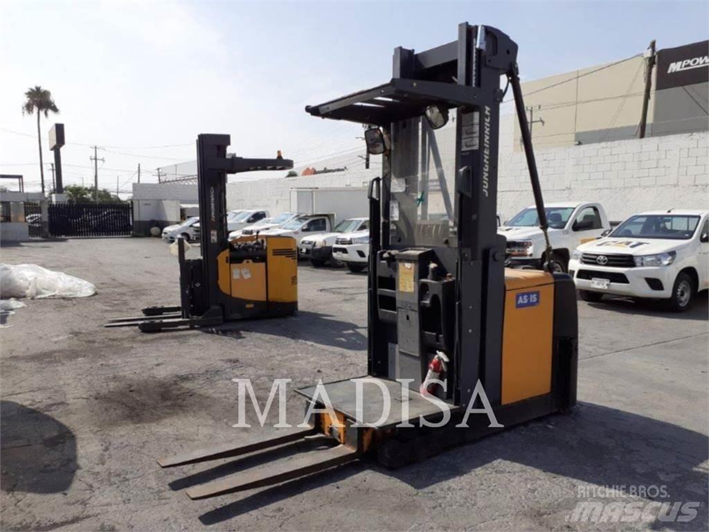 CAT LIFT TRUCKS EKS308 电动叉车