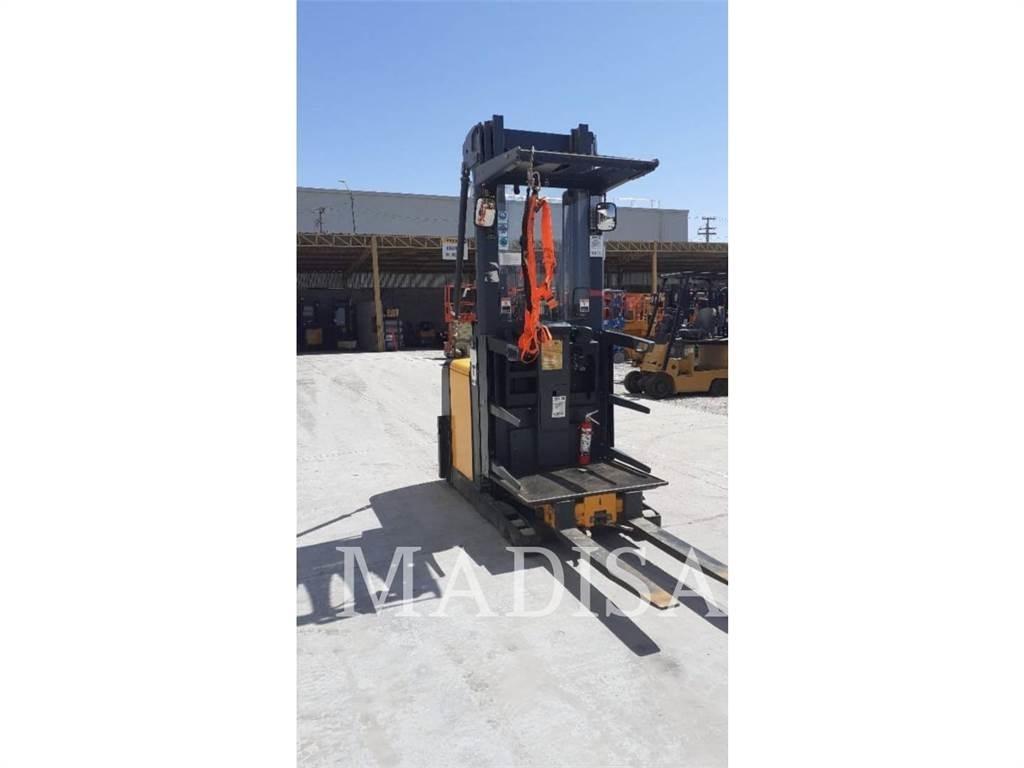 CAT LIFT TRUCKS EKS308 其他叉车
