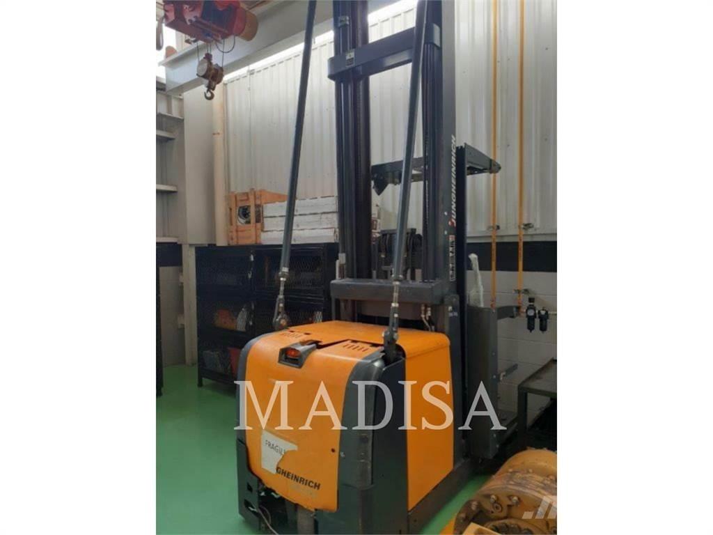 CAT LIFT TRUCKS EKS308 电动叉车