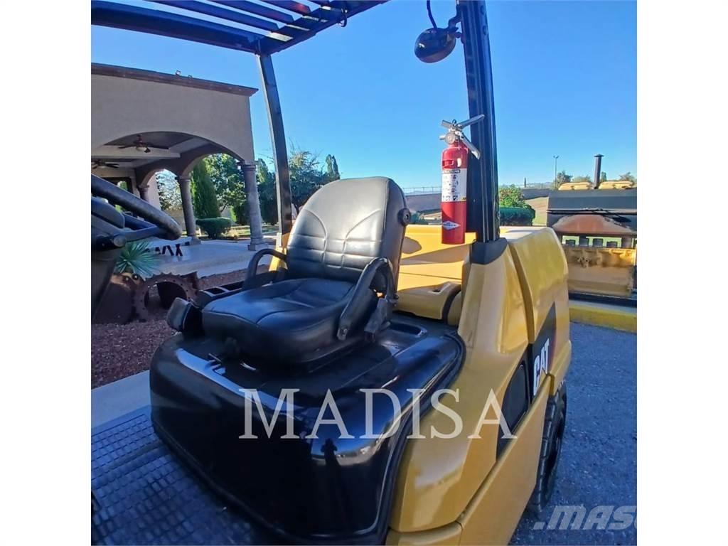 CAT LIFT TRUCKS PD11000 柴油叉车