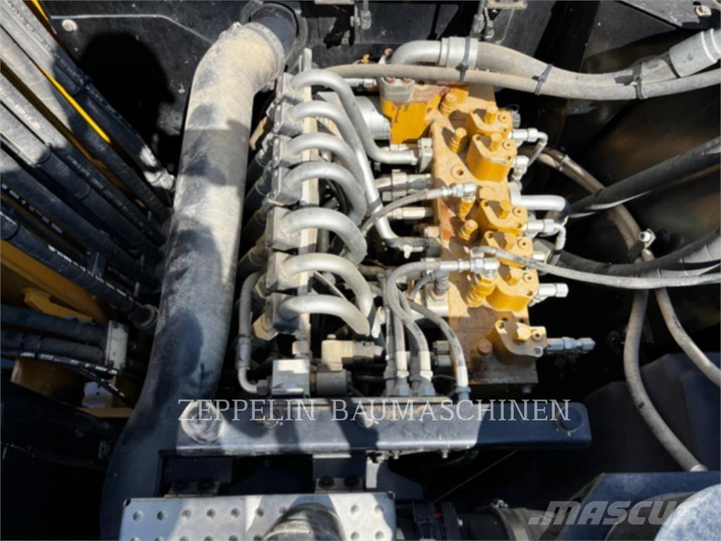 CAT M315F 轮式挖掘机
