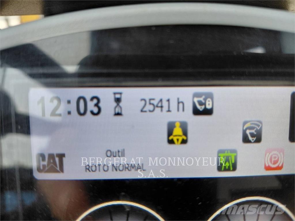 CAT M315F IVC 轮式挖掘机