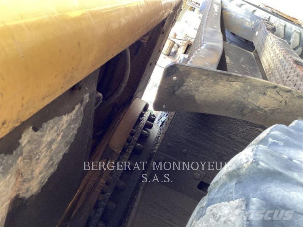 CAT M316D 轮式挖掘机