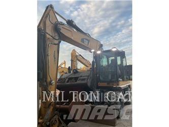CAT M320F 轮式挖掘机