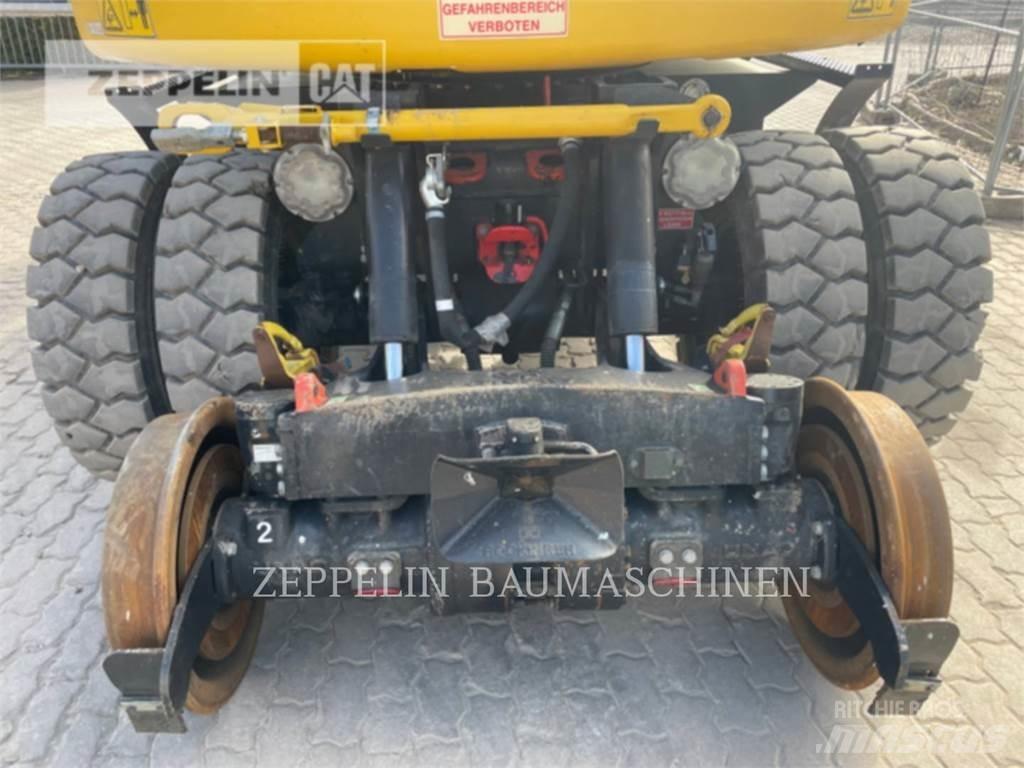 CAT M323F 轮式挖掘机