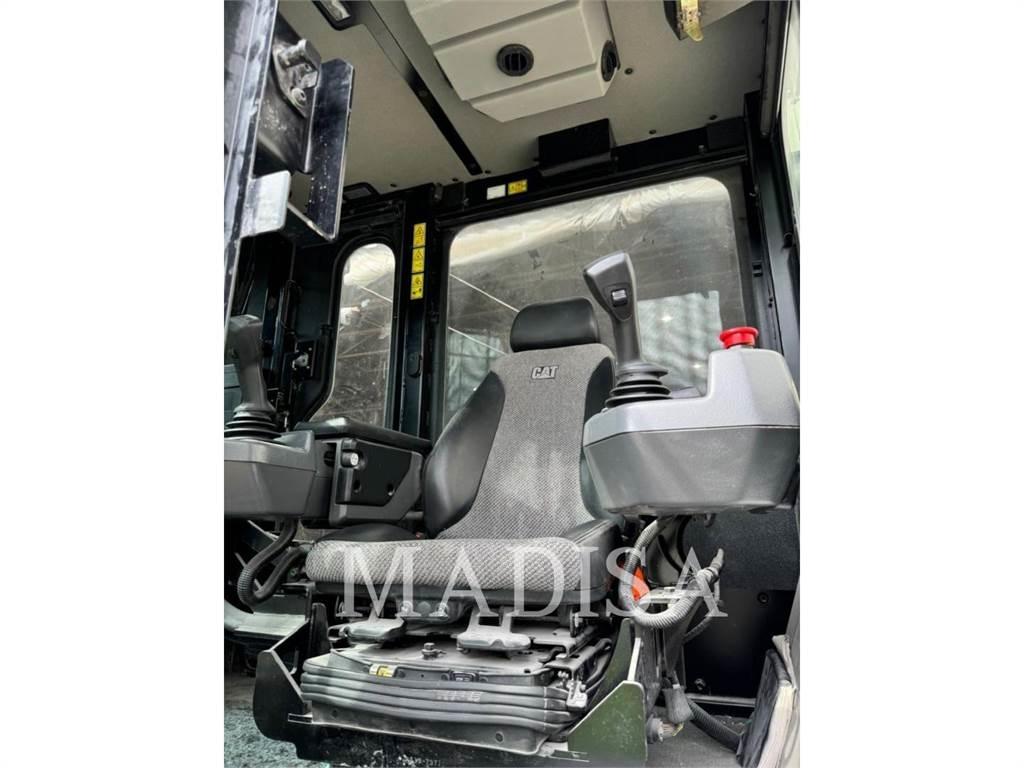 CAT MD6200 钻孔机