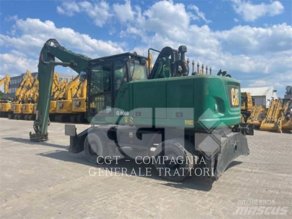 CAT MH3022 轮式挖掘机