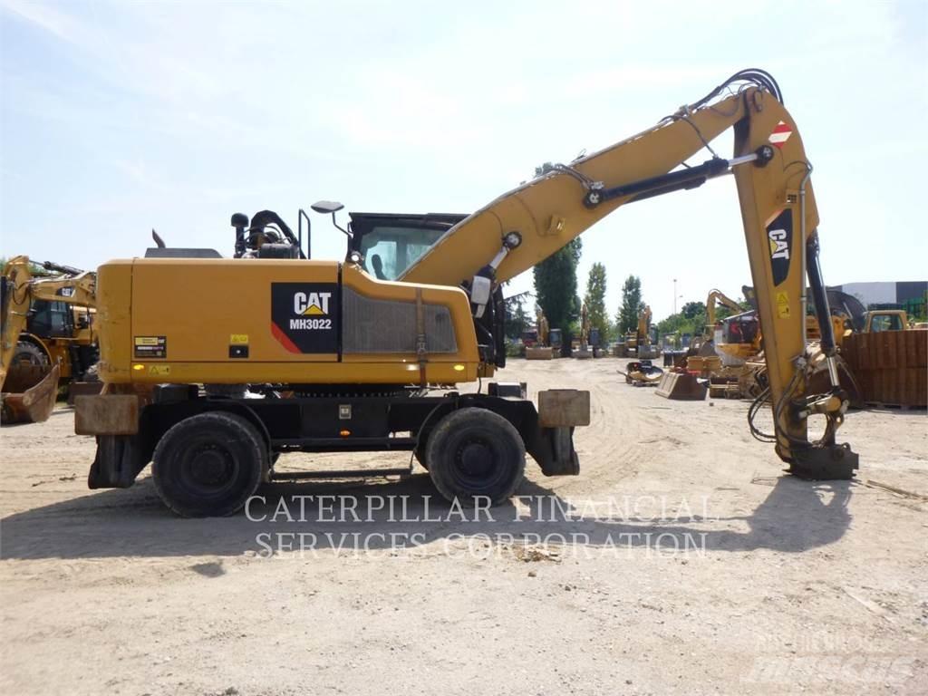 CAT MH3022-06 轮式挖掘机