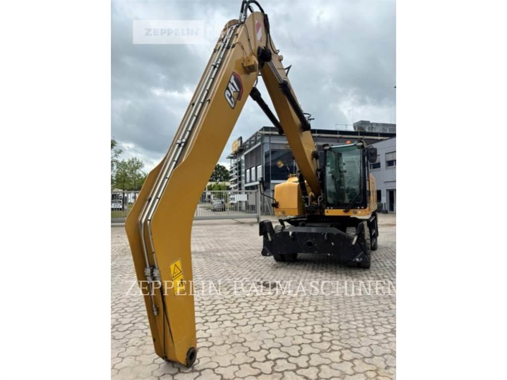 CAT MH3022-06C 组装挖掘机