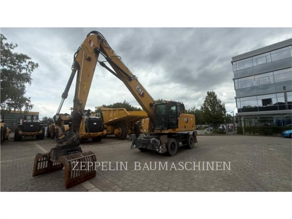 CAT MH3022-06C 组装挖掘机