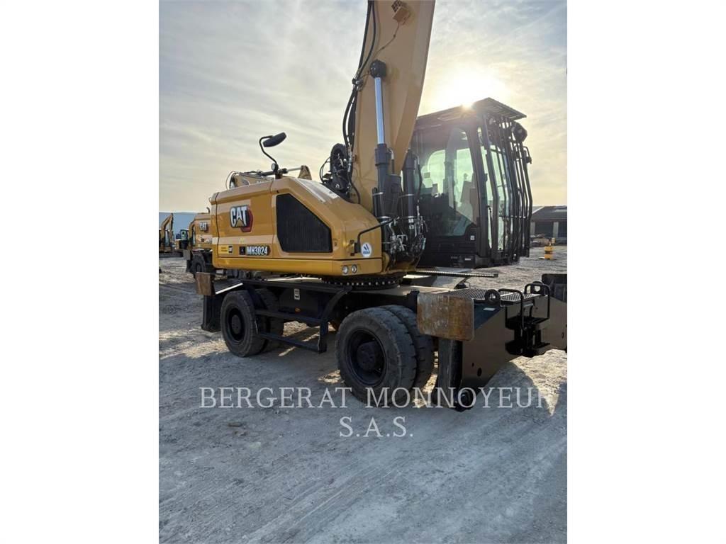 CAT MH3024 轮式挖掘机