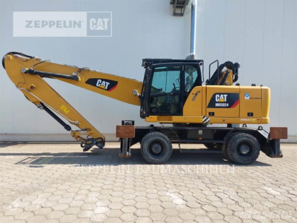 CAT MH3024-06C 组装挖掘机