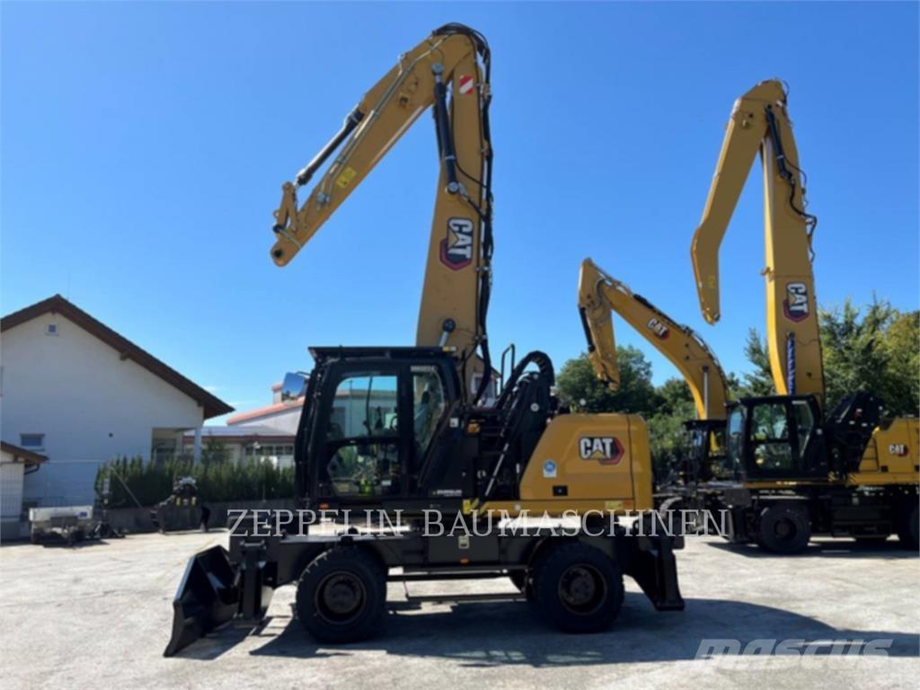 CAT MH3024-07A 组装挖掘机