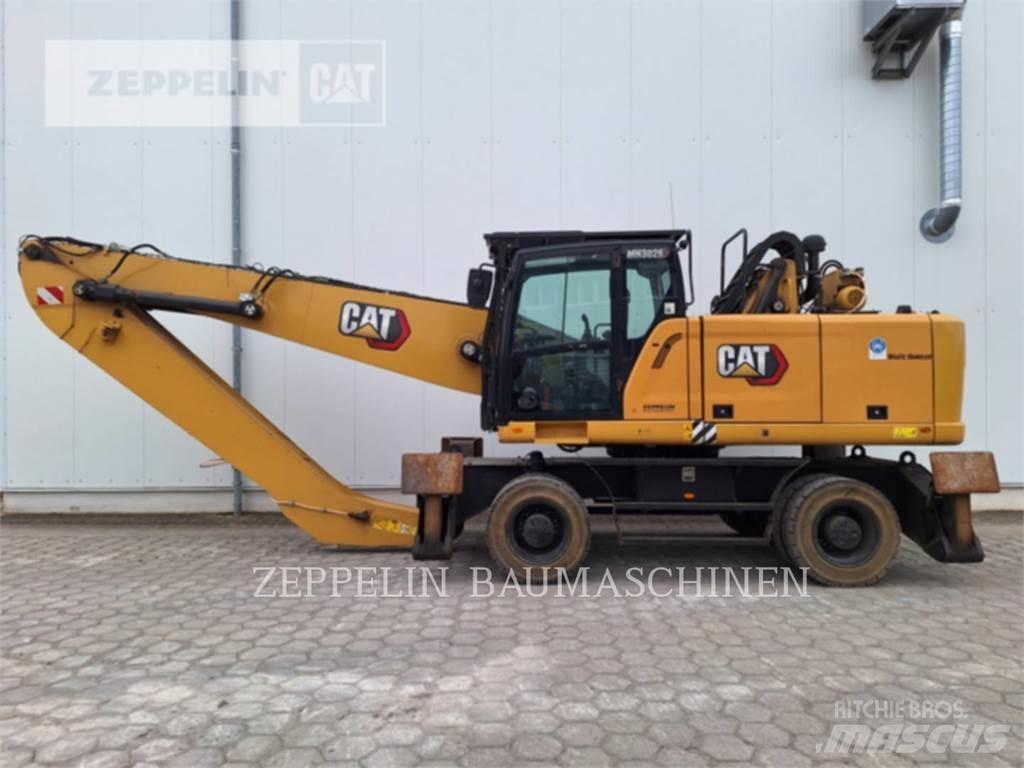 CAT MH3026-06C 组装挖掘机