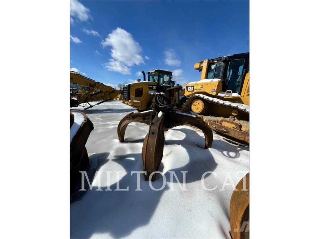 CAT MH3037 组装挖掘机