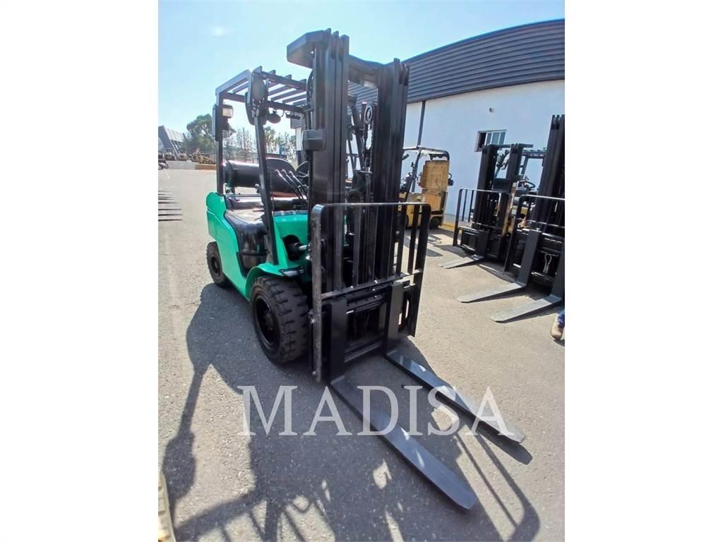 CAT MITSUBISHI FG30N-LP 其他叉车