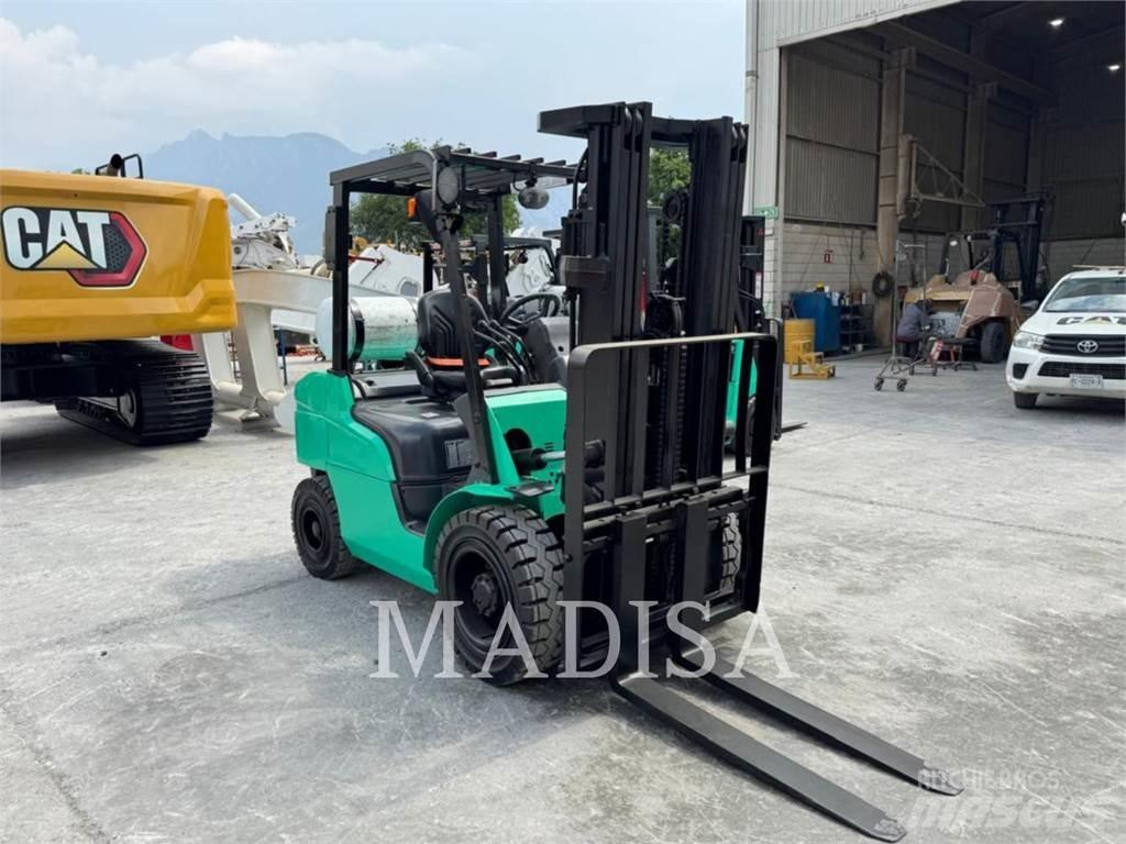 CAT MITSUBISHI FG30N-LP 其他叉车