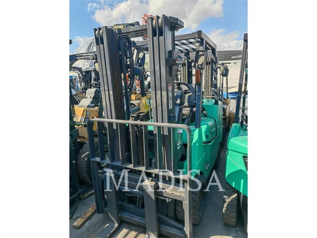 CAT MITSUBISHI FGC40K 其他叉车