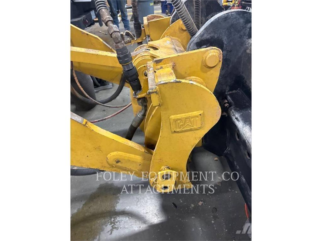 CAT QC930MT 轮式装载机
