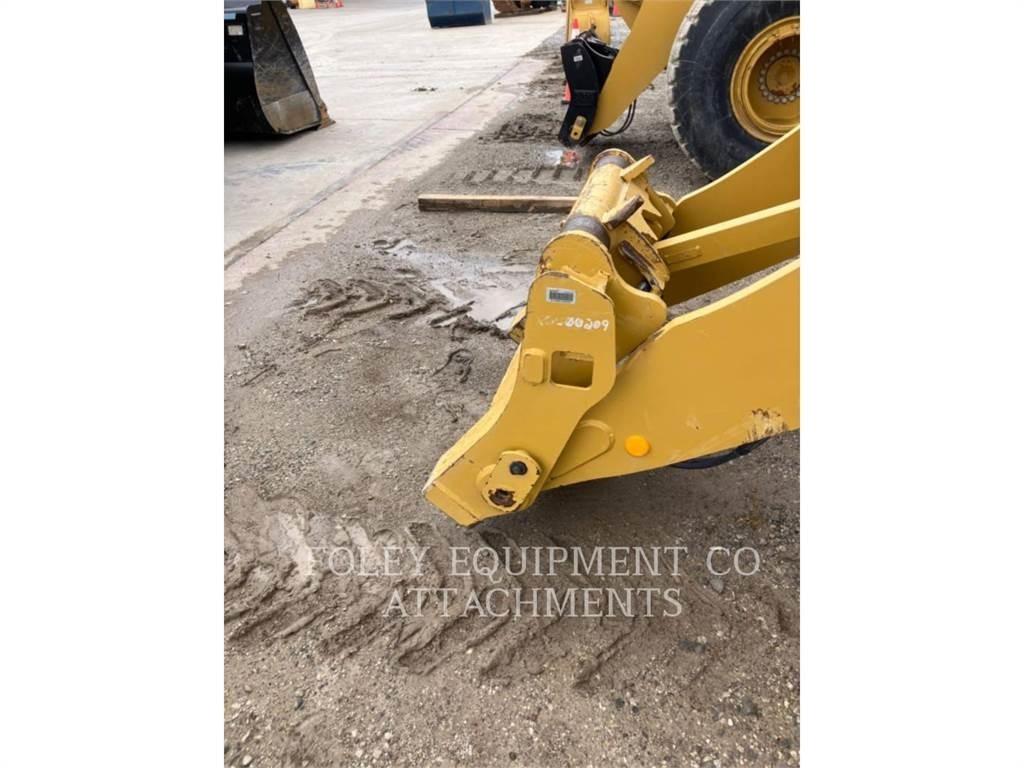 CAT QC938FXD 轮式装载机