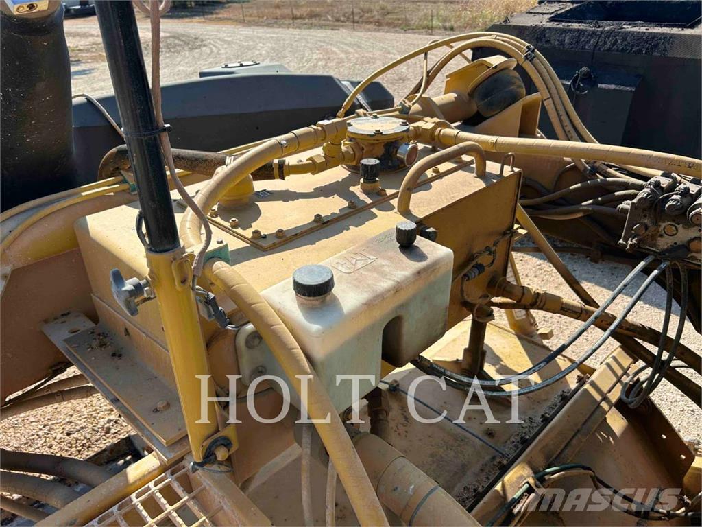 CAT RM300 沥青再生设备