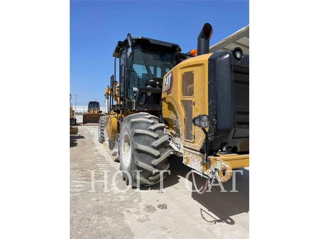 CAT RM400 CAB 沥青再生设备
