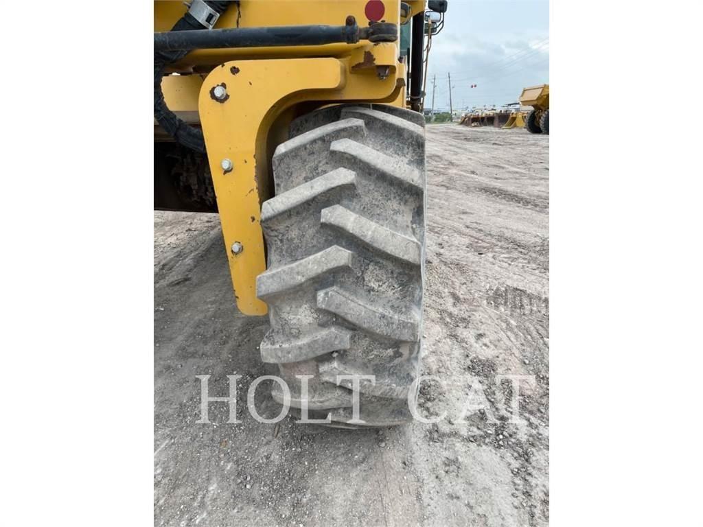 CAT RM500B CAB 沥青再生设备