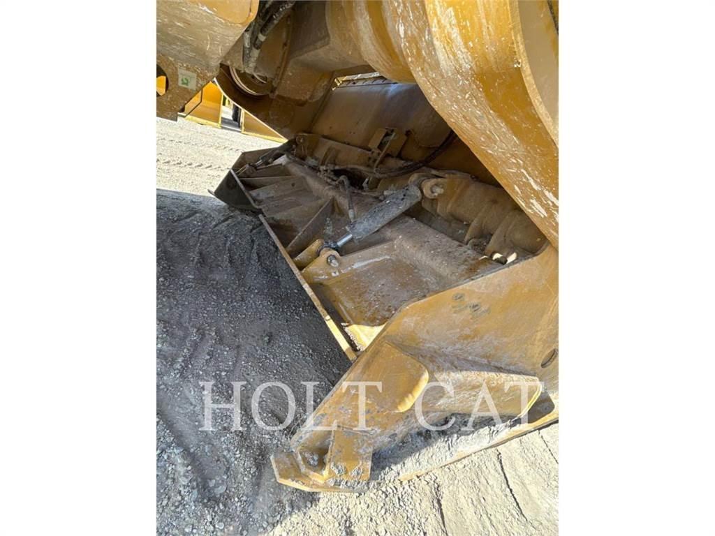 CAT RM500B CAB 沥青再生设备