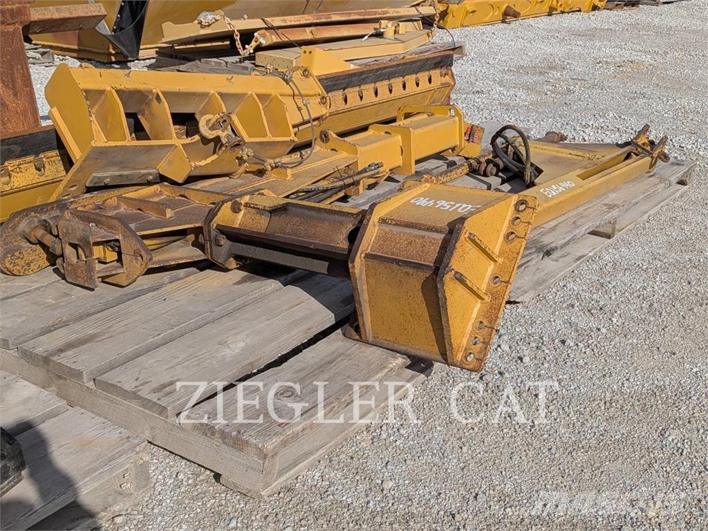 CAT SNOW WING 扬雪机