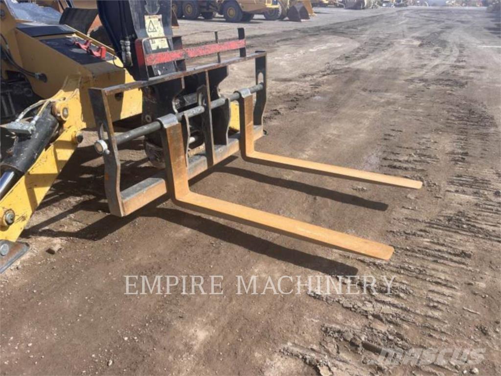 CAT TL1055D 伸缩臂叉装车|叉装车