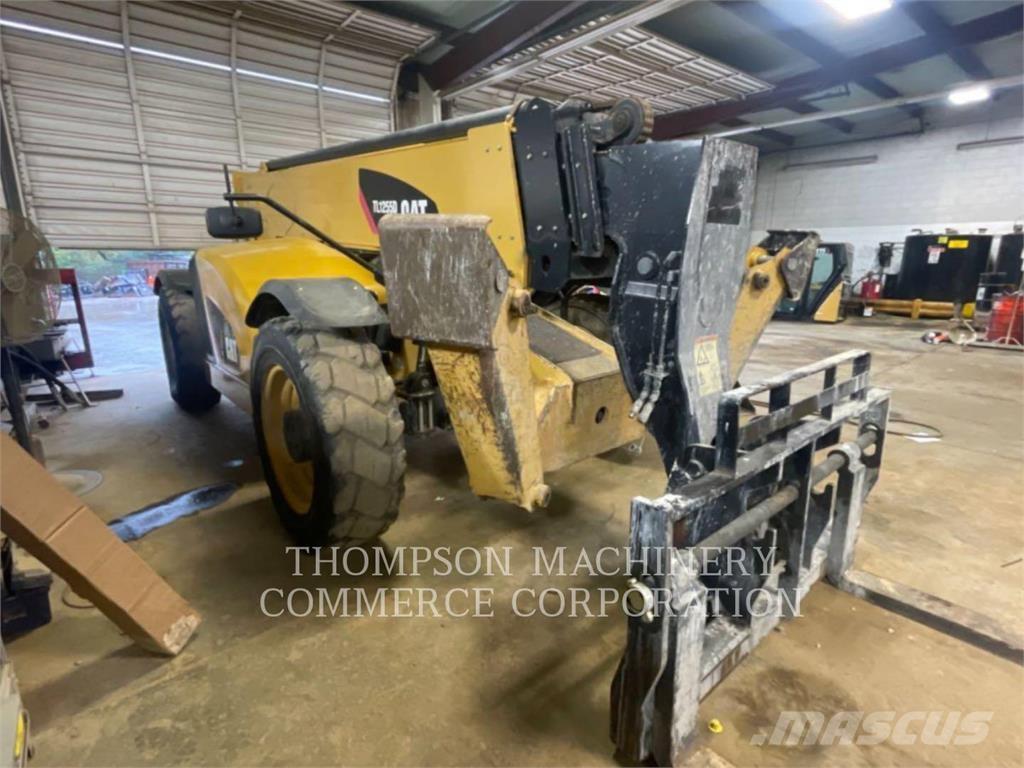 CAT TL1255D 伸缩臂叉装车|叉装车