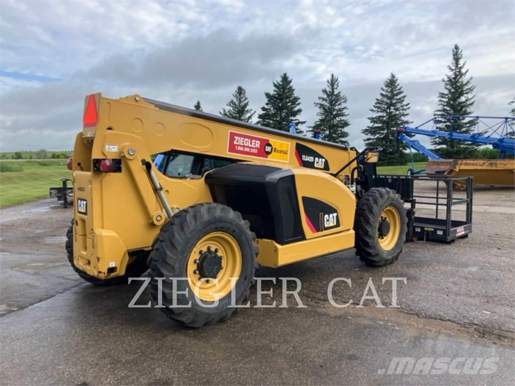 CAT TL642D 伸缩臂叉装车|叉装车