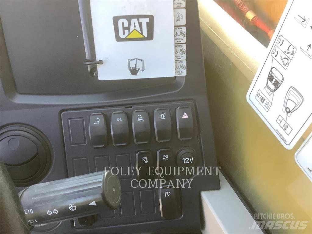 CAT TL642DC 伸缩臂叉装车|叉装车