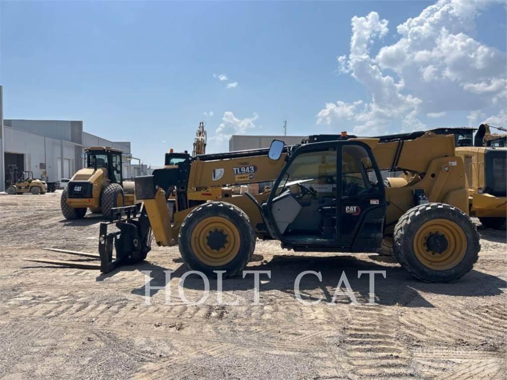 CAT TL943 伸缩臂叉装车|叉装车