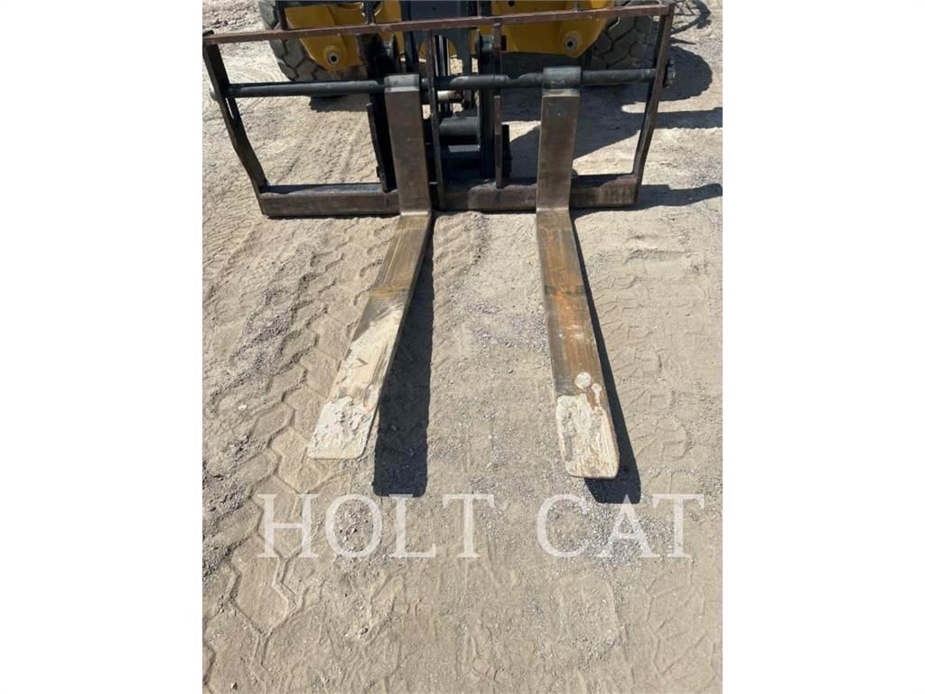 CAT TL943 伸缩臂叉装车|叉装车
