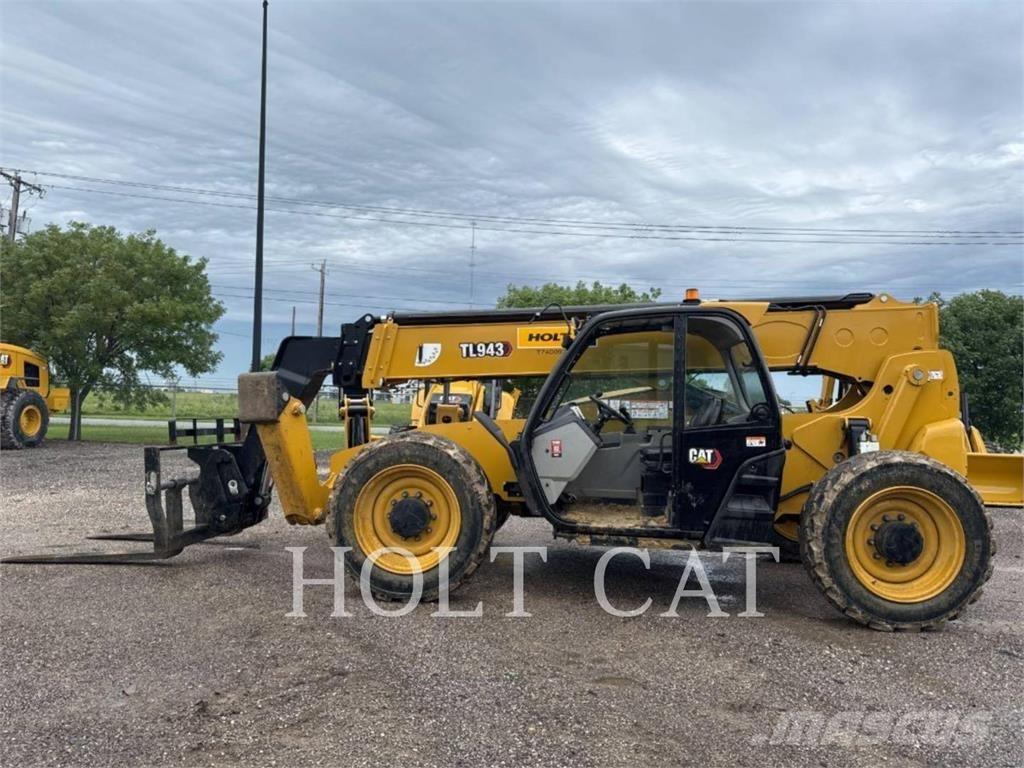 CAT TL943 伸缩臂叉装车|叉装车