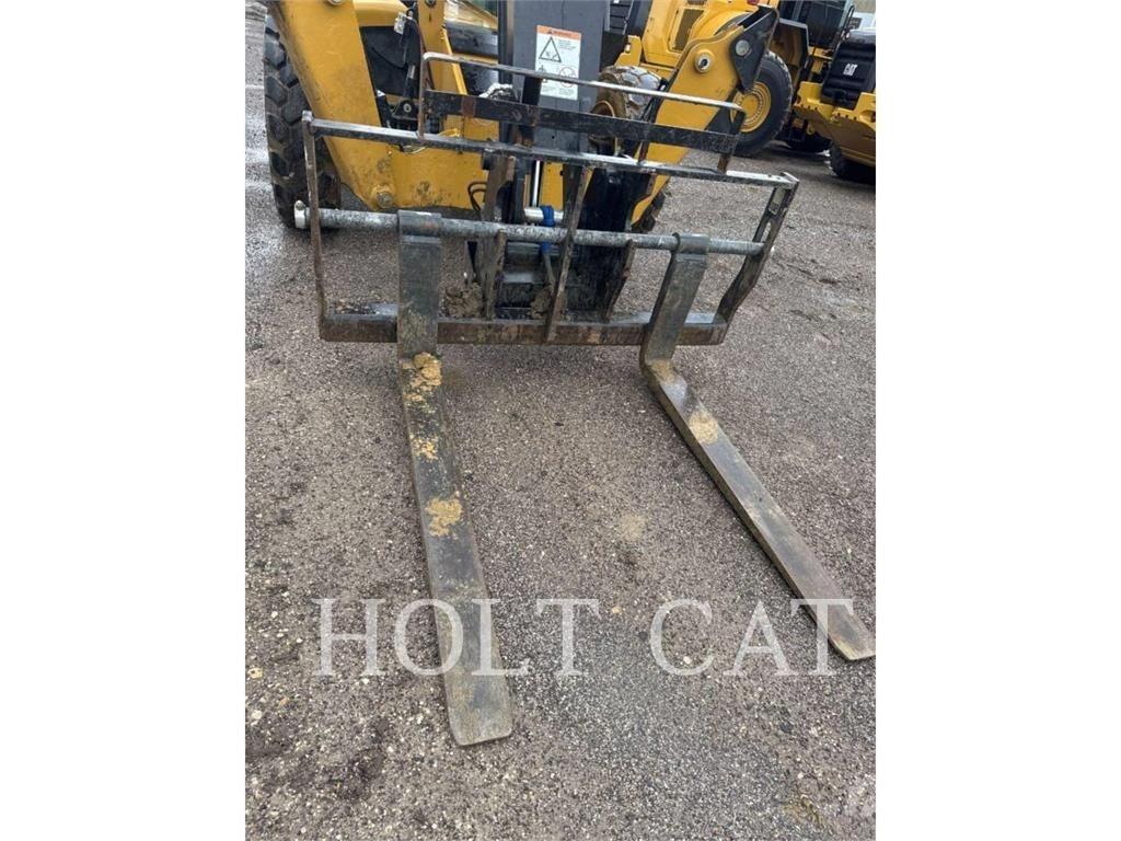 CAT TL943 伸缩臂叉装车|叉装车